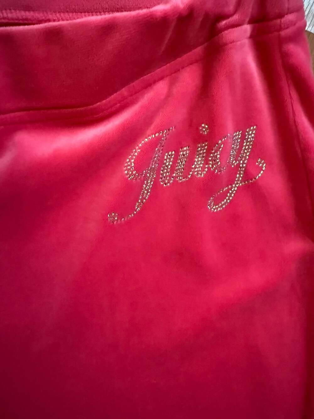 Juicy Couture Hot Pink Velour Tracksuit Set with Rhinestone Logo - Picture 8 of 9